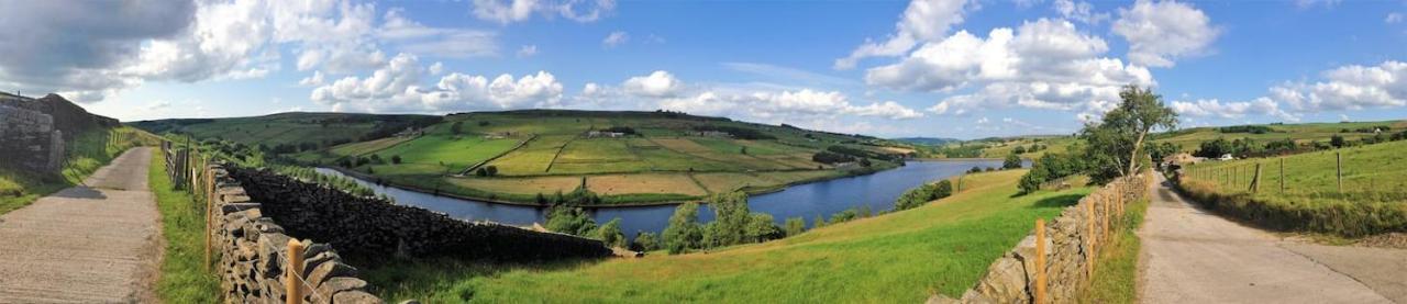 Bijou In Bronte Country With Wood-burning Stove & Hot Tub *