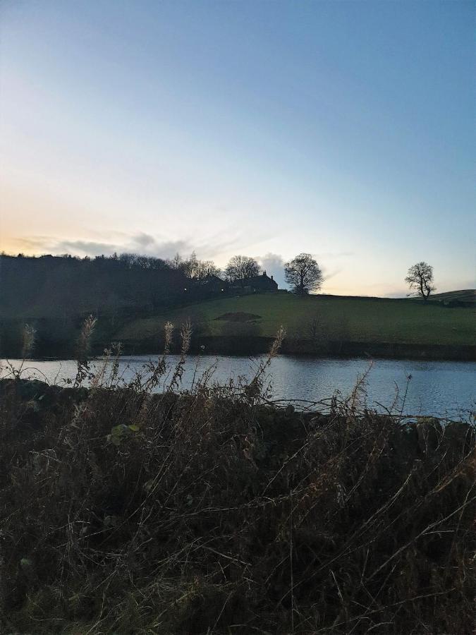 Bijou In Bronte Country With Wood-burning Stove & Hot Tub *