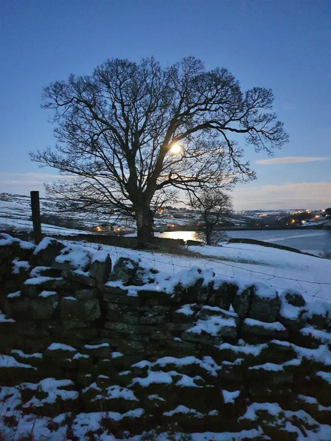 Bijou In Bronte Country With Wood-burning Stove & Hot Tub Holiday home Haworth