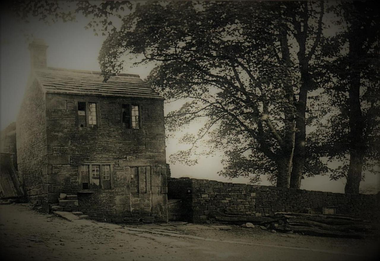Bijou In Bronte Country With Wood-burning Stove & Hot Tub Holiday home Haworth
